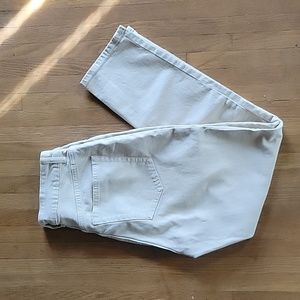 High waist mom jeans